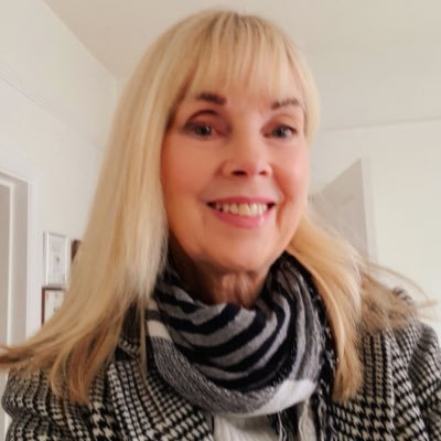 PRETENDERIST https://t.co/cYyYHkKc36 .Voice artist. HOME STUDIO.I parley Francais.ex HILLS ANGEL.aka Carla Koala doodler.Murky buckets.
