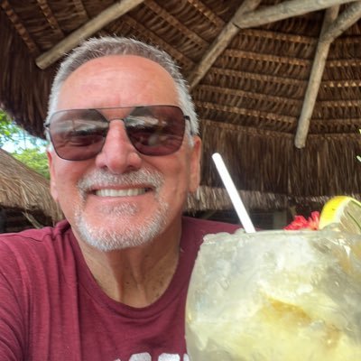 ArnaldoGae31029's profile picture. 