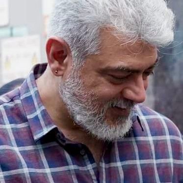 MassRaghava3's profile picture. எண்ணம் போல் வாழ்க்கை வாழு வாழ விடு 🔰