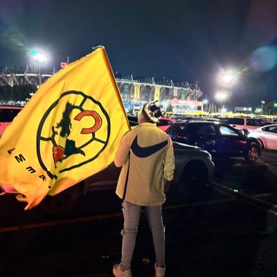 Fiel seguidor del equipo mas grande de México y Tricampeón. Club América 🦅💛