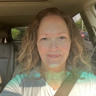 phillymamax2's profile picture. She/her.