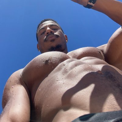 Vídeos 100% explícitos e picantes! Muscle Worship ???? Gozadas 👇🏽