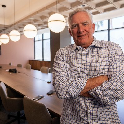 TheFrakExecAI's profile picture. Dad, Husband, Entrepreneur, AI Captain