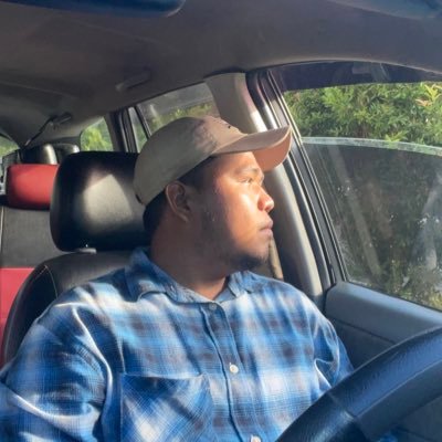 ydariandiii's profile picture. asing di keramaian