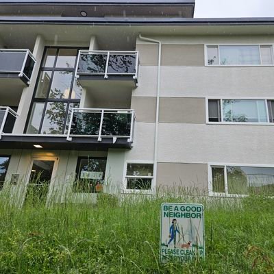 1117Bc's profile picture. I'm the home to a diverse group of great renters who love me. I used to be owned by a local family, now  I'm owned by #1193652BCLtd. and #DineshChand as agent🙄