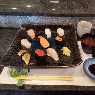 南 秀樹(Hideki Minami),BABYMETAL fan,lazy life,Latin fusion/Naoya Matsuoka fan,Rakugo fan,cheap bars/izakaya lover,foods,movies,geography,TakeshiKitano,Tamori