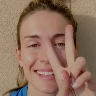 Som-hi Barça femení 💙❤️.
poco pelo para tanta caspa💜✊.
Cuando se consiga las Traidoras serán las Héroes (Genius).
