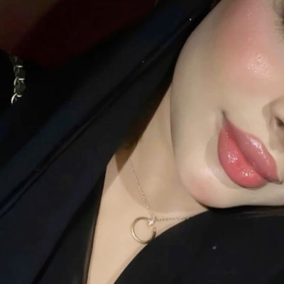 ادخل بخرطومك لو كبير 💃🏻 اوسخ لبووه ع تويتر بعوون الله 😂 لساني طوويل واوسخ من گس الشرمووطه 🤤بعشق الشتيمه والشخر 🔥