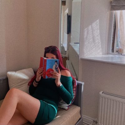 geebooksandlife's profile picture. more active on insta but trying out X in 2025! ♥️ https://t.co/ctjFgSUckW 💌