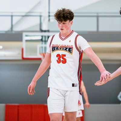 MylesNorville's profile picture. (Class of 2025)|Football (DL) & Basketball | at St Mary Catholic in Neenah, Wisconsin|6'4|215lbs|3.33 GPA|