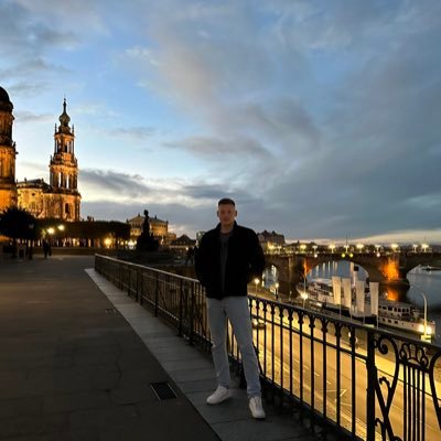 SteampipeLx's profile picture. 