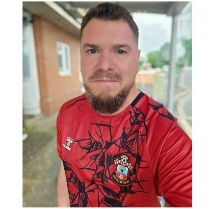❤️ #saintsfc 🔴⚪
❤️ #effzeh 🔴⚪️🐐
❤️ family, friends & dogs
❤️ music
❤️ darts