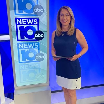 Emmy winning news anchor/reporter; wife/mom/dog mom; OTF addict/runner/Spartan; travel adventurer/foodie/aspiring sommelier; Bronx born Yankees fan/Go Bills!