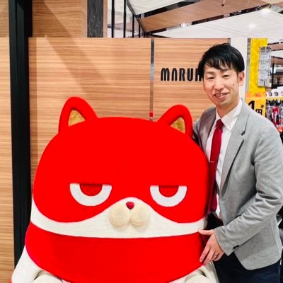元マルハン小田原店の2代目店長です。今は本社で修行中。主に趣味や日常などをポストしていきます。 趣味はパチンコパチスロ、アニメ大好き、体を動かすスポーツ🏌️♂️DMは返信出来かねますのでご了承下さい🙇