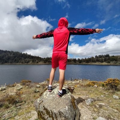 Me suspendieron mi otra cuenta, @moisescarrero - Ingeniero en Sistemas, hincha del Caracas FC y la Vinotinto, Clan67 🇾🇪