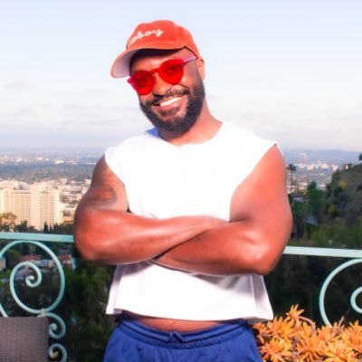 HOLLYWOOD, CA casting producer | husband | motorcyclist | proud texan | dog & tortoise dad | cool guy