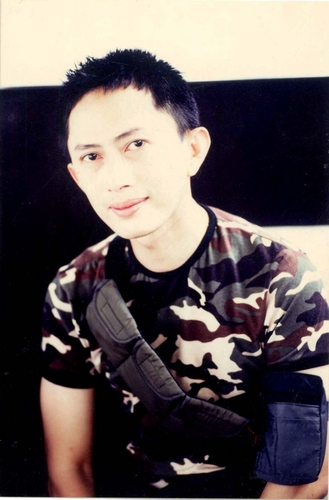 suphakijsinghab's profile picture. i am a writer also celebrity  hairdresser salon owner in bangkok with 30 years experience freelance photo shooting etc.