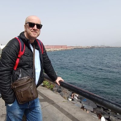 massimofro62257's profile picture. 