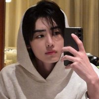 ⋆ Rai ⋆ (@1001__lhs) 's Twitter Profile