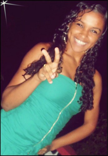Sαbe αquelα gαrotα que você olhα e pensα elα deve ser legαl? então.. nαo sou eu! quer me conheçer ? aperta  em tweets &' sig0 de v0uta ! beij0s&'semgllo$'