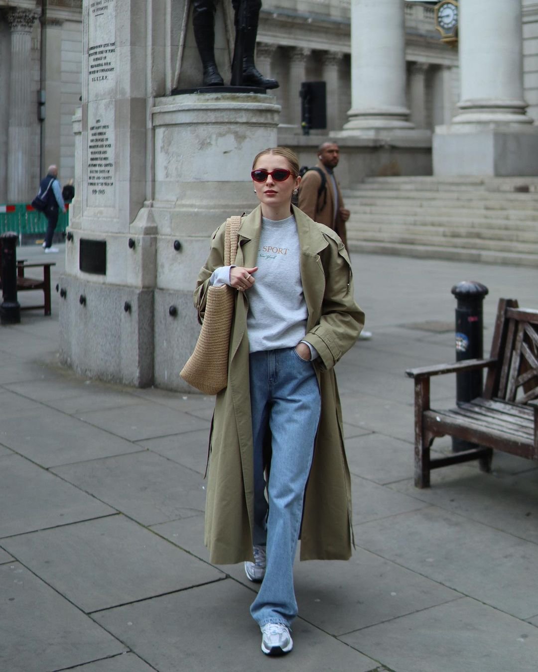 241vy1Mf0xZO0's profile picture. Creating my own sunshine.