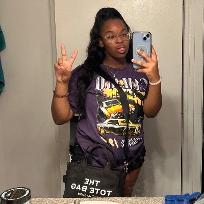 iiheart_nii's profile picture. 