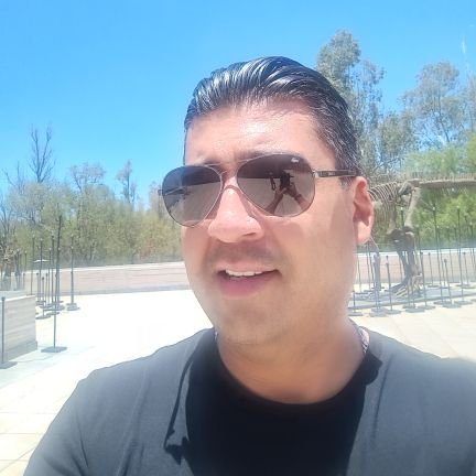 VictorVillaLuev's profile picture. 👔 Ingeniero Duranguense, convencido de la importancia de generar empleo. Dónde hay una empresa exitosa, alguna vez alguien tomó una decisión valiente 🧠📚🆗