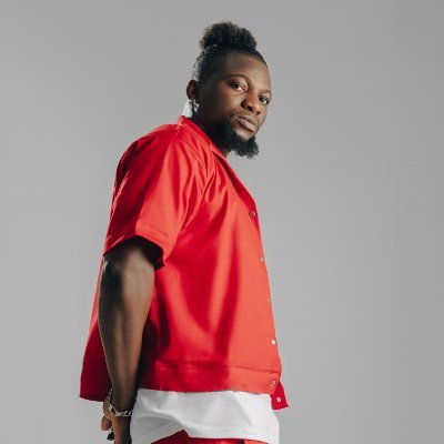 Artiste /producer AFROBEAT | AFROPOP | DANCEHALL YOUR ROLE MODEL 💪 For booking contact 0812 178 1537