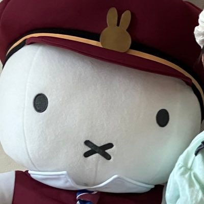 だいぶ前に社会人になりました。有栖川有栖さんの作品を主に小説、舞台が好きです。 いろいろ初心者ですが、よろしくお願いします。