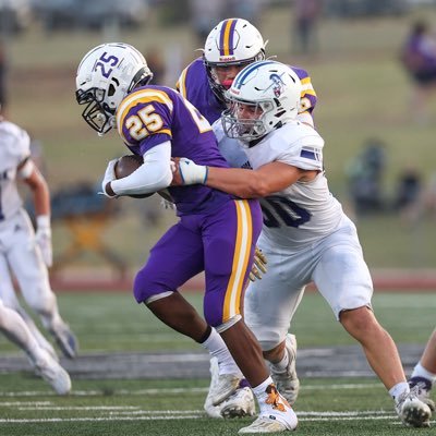 AHS ‘25 (KS) | 5’10 | 210 | 4.0 GPA | FB-OL/DL | T&F - Javelin | 40YD -4.78 laser | 316-214-0669 | email - tristen.winfield@icloud.com