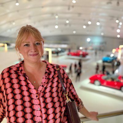 Fast lady who likes even faster cars. PR at Ford and Lindores Abbey Distillery. Pesky journo. Slow racing driver 🥃 🏎️🇪🇺🏳️🌈🏁
