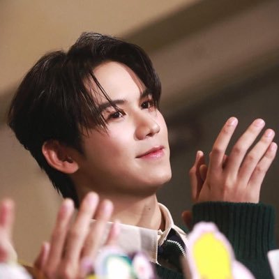 sb_ifnt27's profile picture. Fan Account #satangks แอคหลัก @sb_ifnt