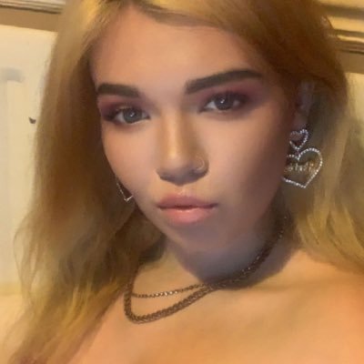 thalialeighstar's profile picture. PayPal: @milliestringer644 paypigs only🐷! i don’t check my dms unless I see money in my PayPal 💰
