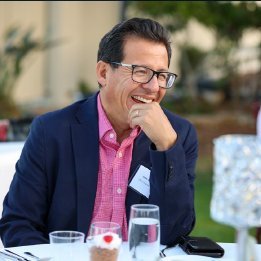 Professor at CSU Channel Islands @csuci_chs. Ethnic Studies scholar who teaches and writes about immigration, labor, race, gender, leisure and sports.