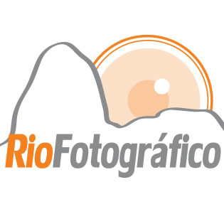 Formado por diversos fotógrafos, entre profissionais e amadores, somos um canal de comunicação e relacionamento sobre fotografia na cidade do Rio de Janeiro.