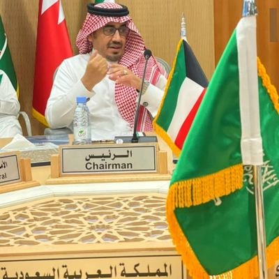 دكتوراه في القانون الدولي (دبلوماسي)🇩🇿🇨🇭🇲🇦🇮🇳🇸🇦
مدير عام الادارة العامة للشؤون الانسانية بوزارة الخارجية
