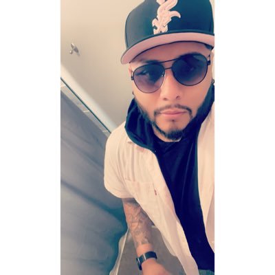 Founder of @ShadowKnightsGG Twitch Affiliate, Sneakerhead & Volleyball Player.