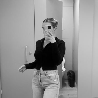 HattyMorton's profile picture. i hate twitter