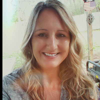 angela_lop10445's profile picture. 