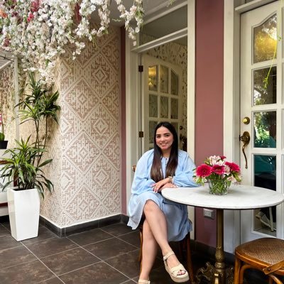 LexieRo26's profile picture. Daughter of the King ♡ | 🤍 @stvn2889 | Chandler, Vanilla & Molly 🐾 | Romans 8:28 ✨