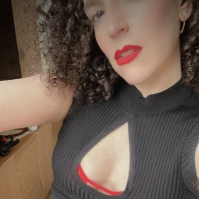 ruthgodding1990's profile picture. I am a dominant mistress looking for a submissive male who’s ready to serve me