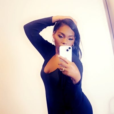 sayhllo2mykitty's profile picture. humble enough to know im not better than anyone else but confident to know im doing great!