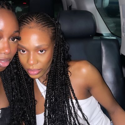 Itsdeeeeee's profile picture. Just here for the laughter & memes