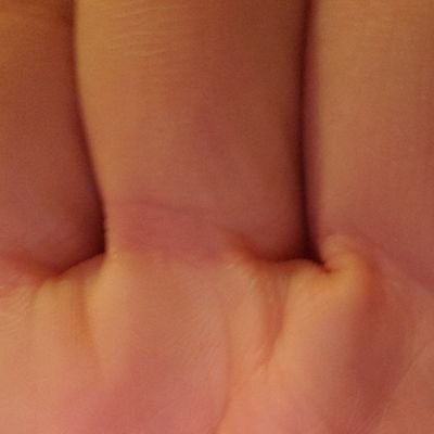 26 yo I DONT BUY CONTENT DM FEE IS FUCKING IGNORANT FOH WITH STUPID SHIT I DONT DO ONLYFANS EITHER ITS A WASTE OF TIME