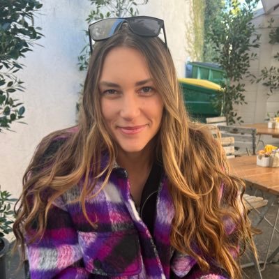 ✨Founder of Violet Coast Media Inc. Marketing for B2C Service Businesses. Home Services, Pet Services, Construction Services, Wellness & Beauty Services.
