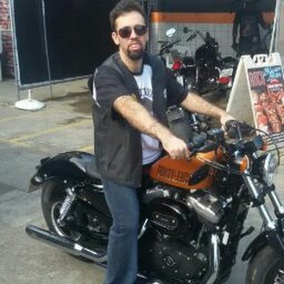thiagohuet33's profile picture. 