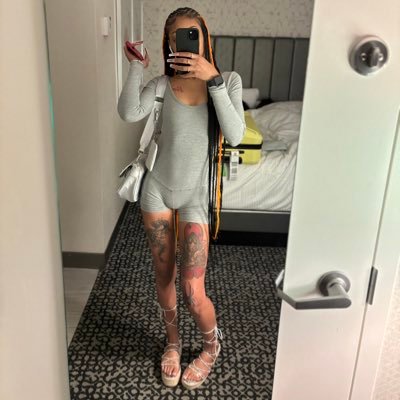 Promo: $10 | ONLY PAGE | NO MEETS ; CONTENT ONLY | Ask for my menu 🤧🤫| Degrading & Humiliation| FOOT Videos 🦶🏼@Feetofslimm