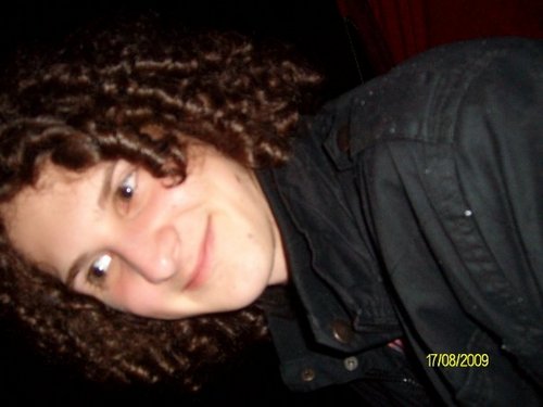 Music disciple, liquid bread enthusiast and sofa connoisseur. :)