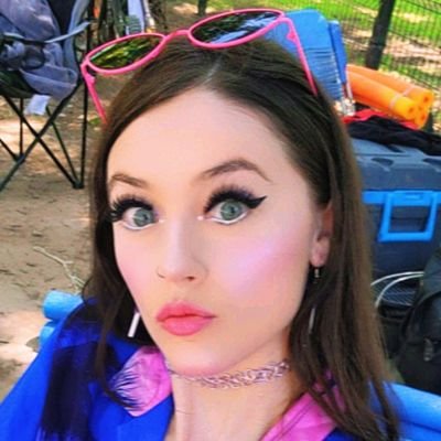 Messianic Jewish American
Fema Camp Princess 👸🏻
ALWAYS STUDY 📚 & PRAY 🙏
REJECT THE BEAST SYSTEM❗
I LOVE OUR MESSIAH
JESUS CHRIST
Televangelista
TRUTHWARRIOR