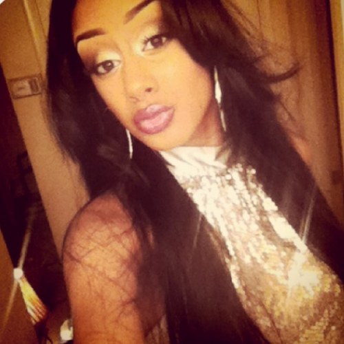 Lhyla_Red's profile picture. “i don't know who invented high heels, but all women owe him alot!” ~Marilyn Monroe instagram: Lhylablue